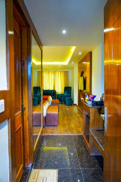 comfort inn snow park manali