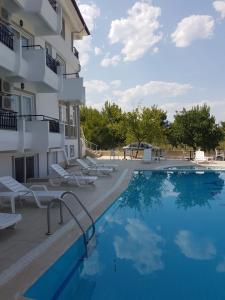 elijah otel