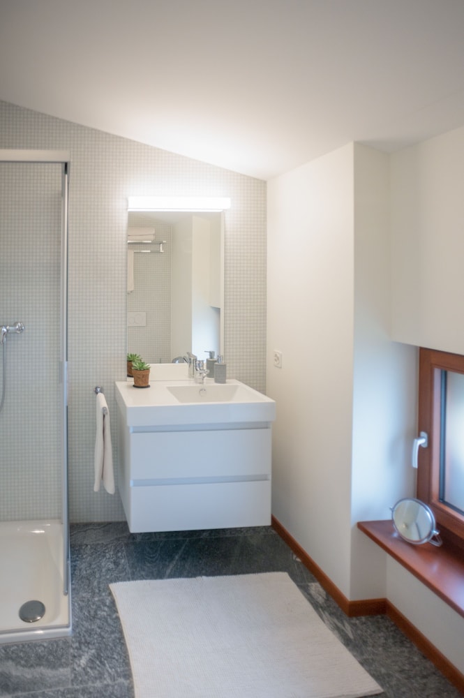 bigatt hotel and restaurant