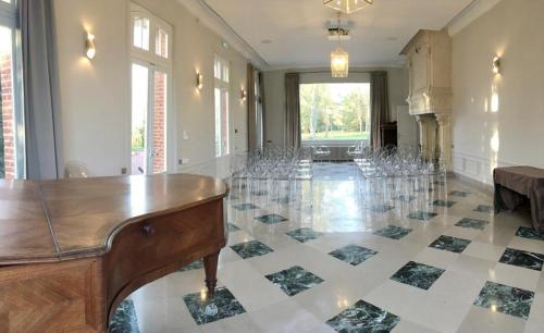 chateau de la bribourdiere