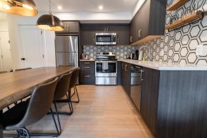 basecamp suites canmore