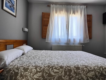 hotel puerta de javalambre