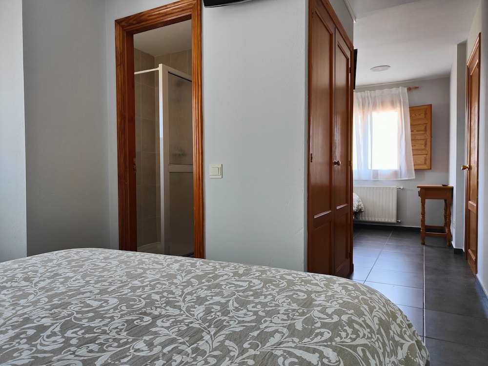 hotel puerta de javalambre