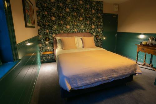 the ship rooms