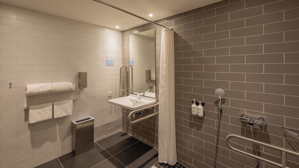 holiday inn express and suites potsdam an ihg hotel