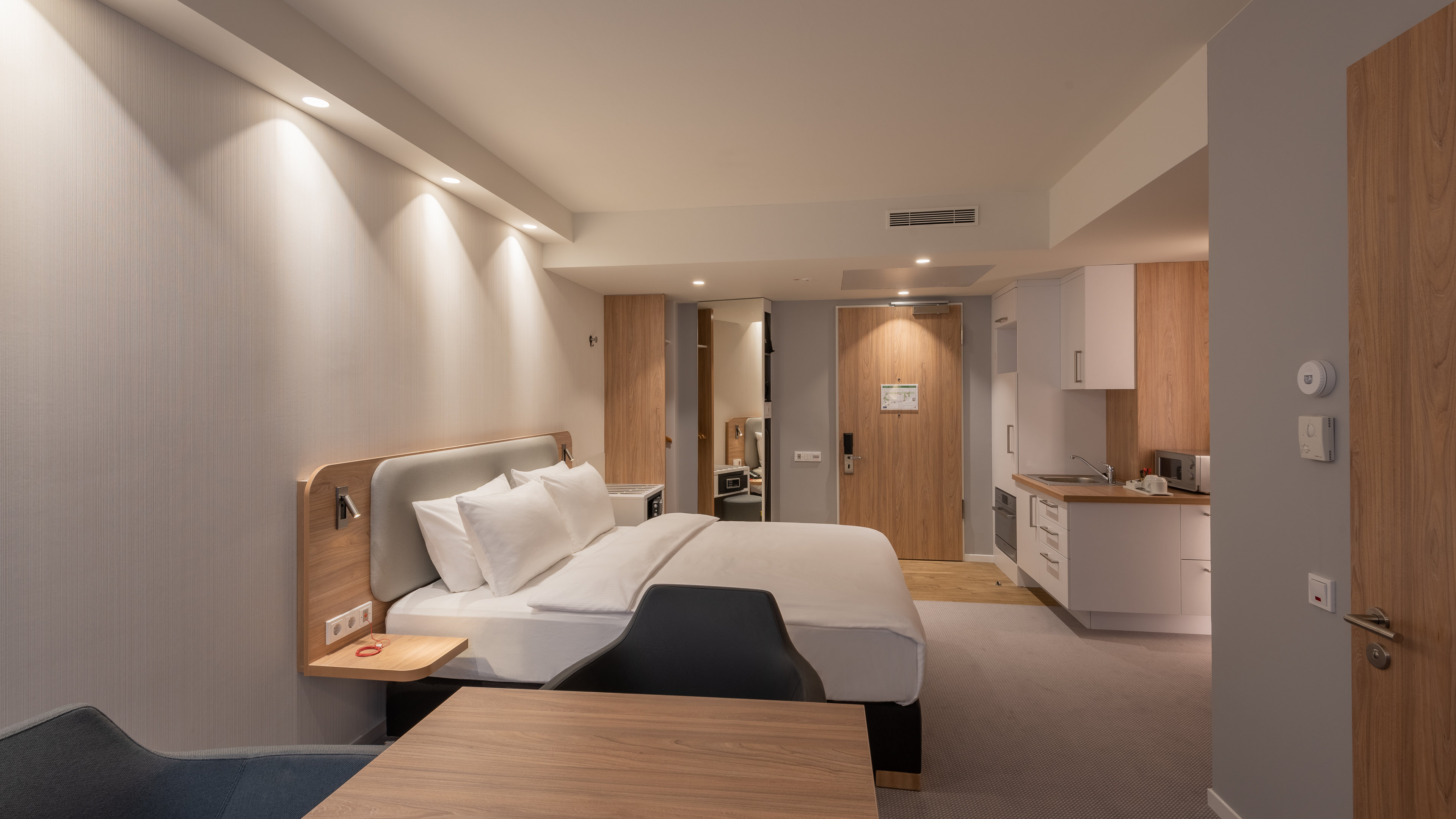 holiday inn express and suites potsdam an ihg hotel