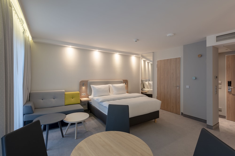 holiday inn express and suites potsdam an ihg hotel