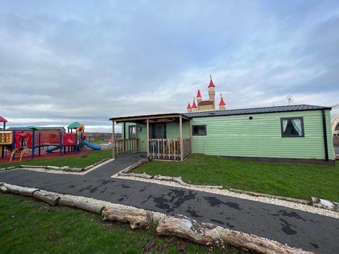 voyagers village at gullivers valley