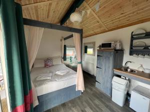 voyagers village at gullivers valley