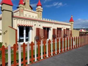 voyagers village at gullivers valley