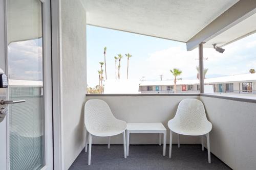 the cole powered by sonder