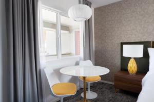 the cole powered by sonder