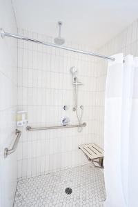 the cole powered by sonder