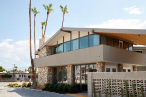 the cole powered by sonder