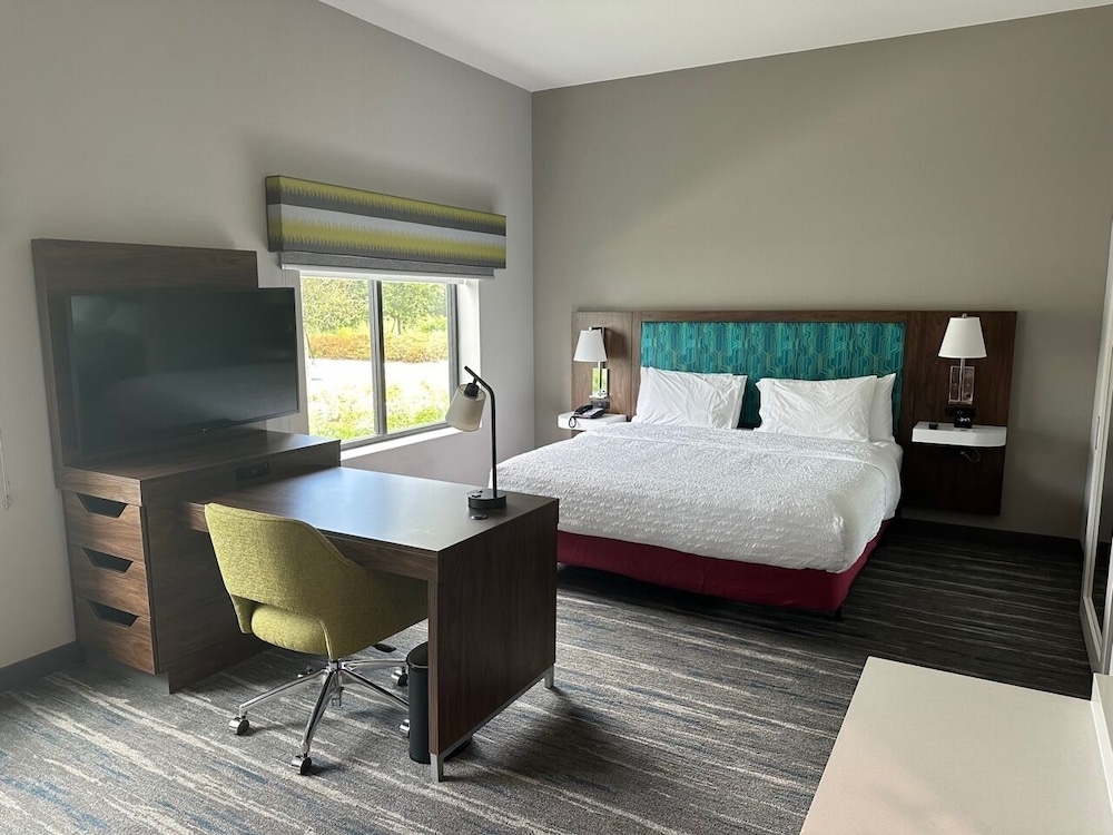 hampton inn and suites ruskin i 75