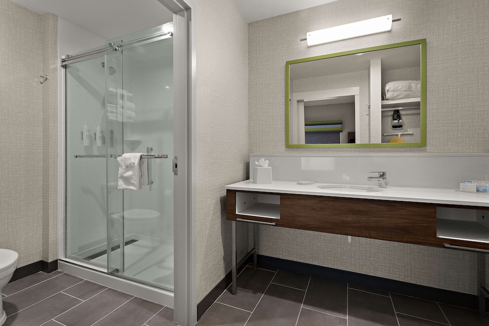 hampton inn and suites ruskin i 75