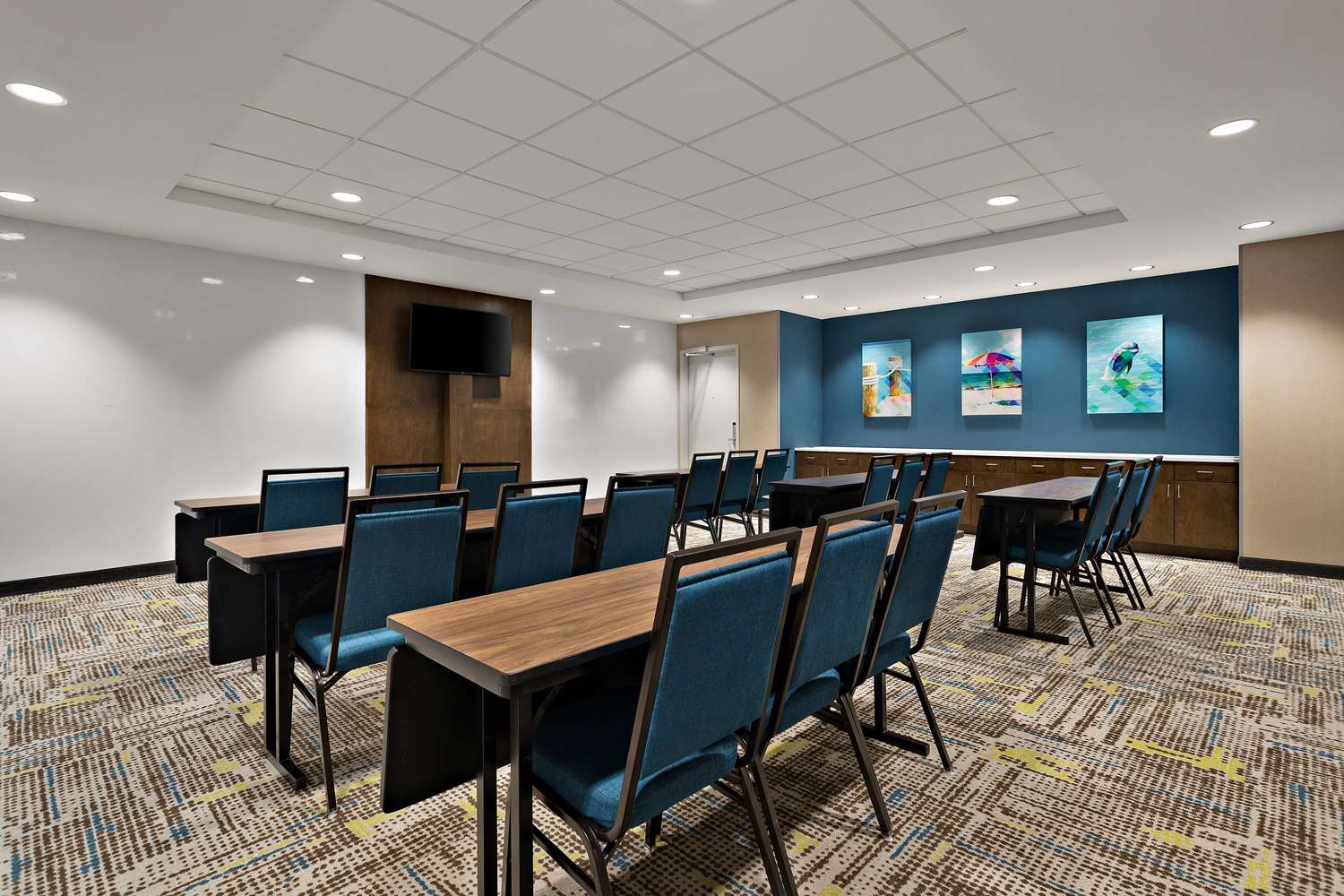 hampton inn and suites ruskin i 75