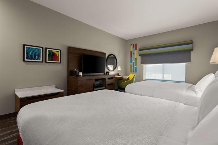 hampton inn and suites ruskin i 75