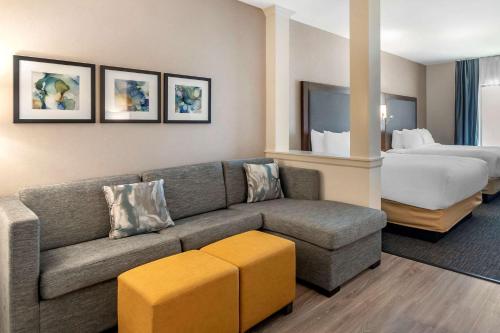 comfort suites grandview kansas city