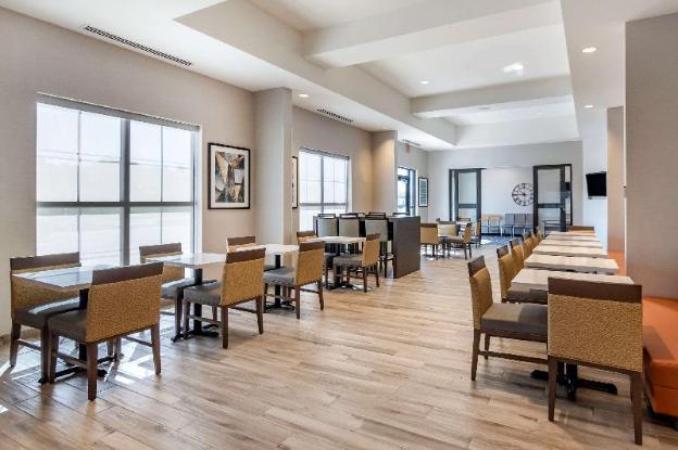 comfort suites grandview kansas city
