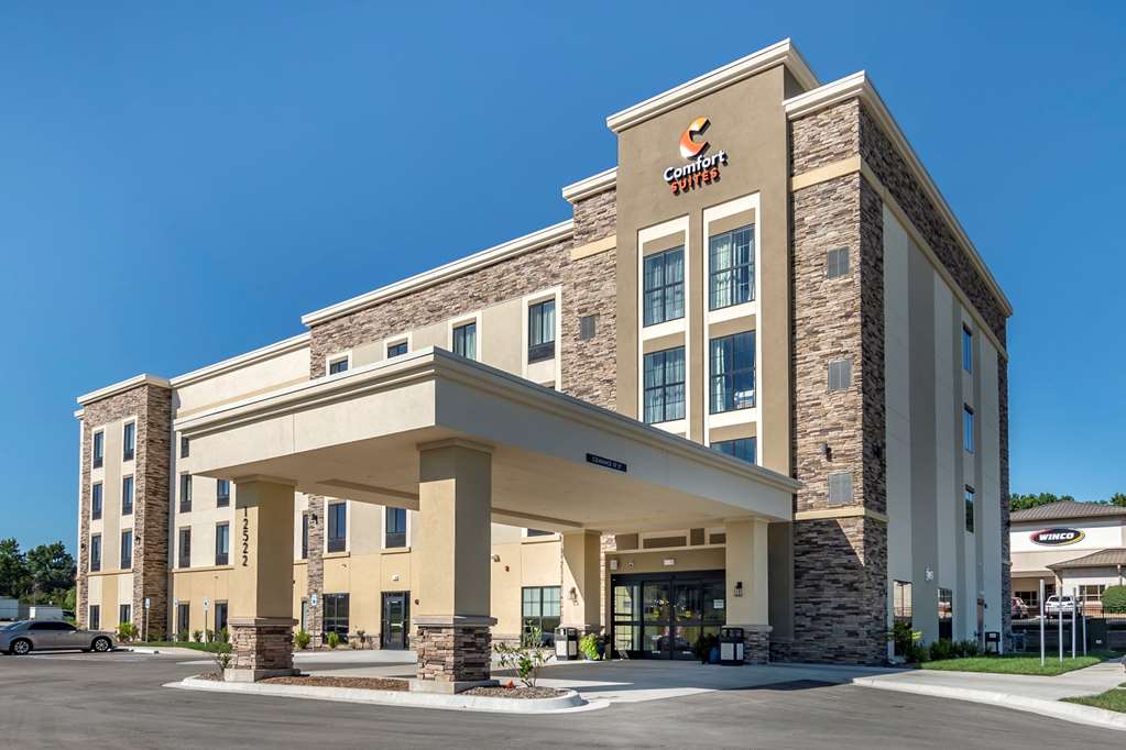 comfort suites grandview kansas city