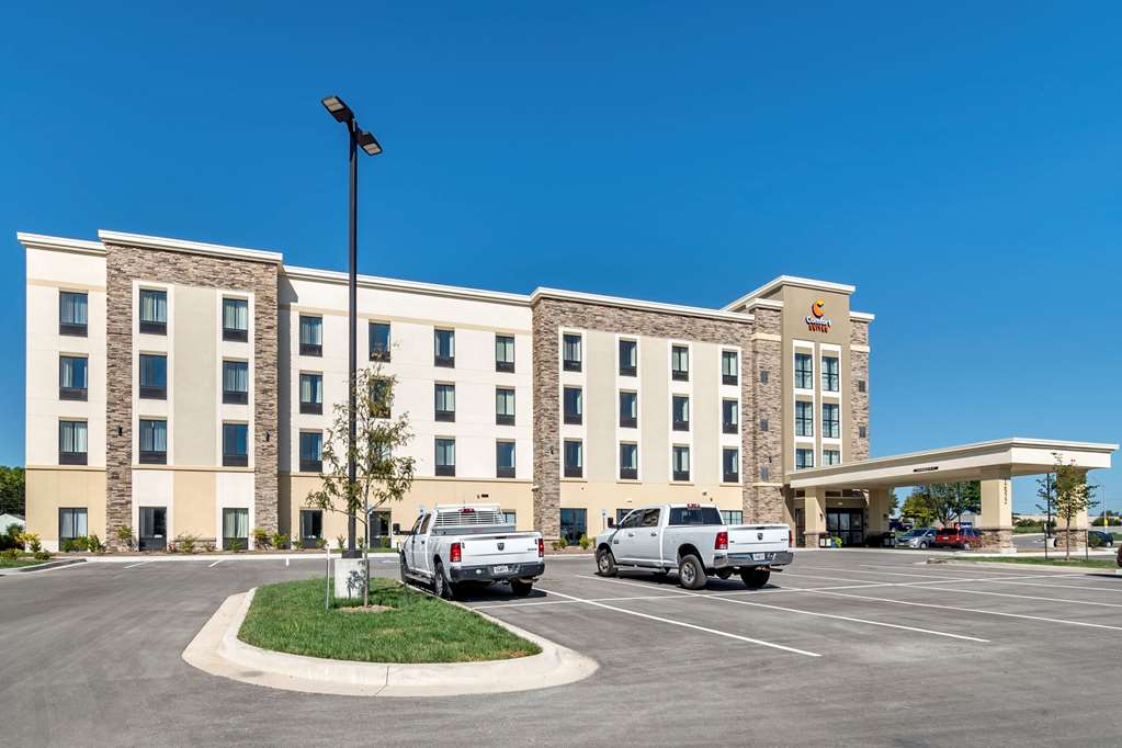 comfort suites grandview kansas city