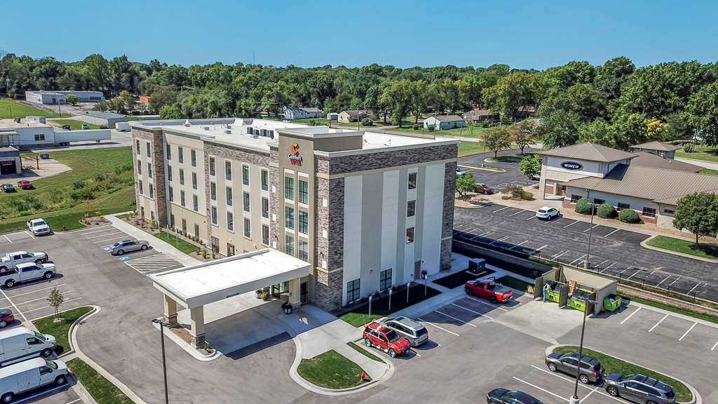 comfort suites grandview kansas city