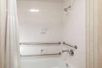 hilton garden inn charlotte north