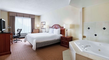 hilton garden inn charlotte north