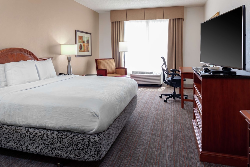 hilton garden inn charlotte north