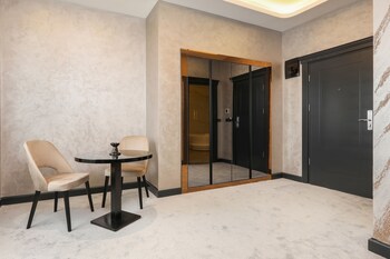 aileena hotel and villas