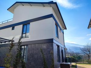 aileena hotel and villas