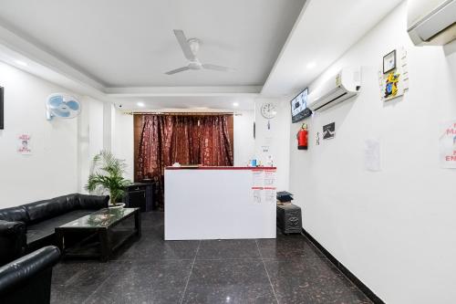 hotel o premium rooms chhatarpur