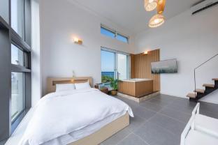 gangneung la cloud pension