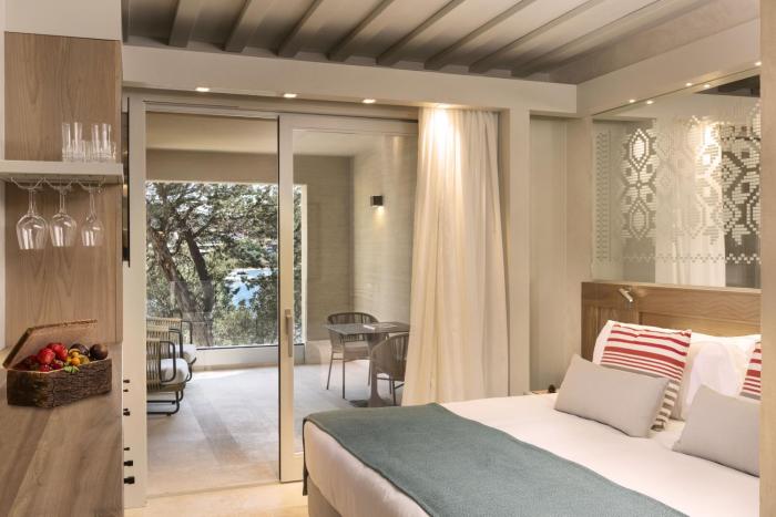 7pines resort sardinia