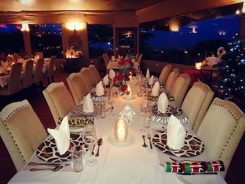 Emayian Luxury Camp,,4 star