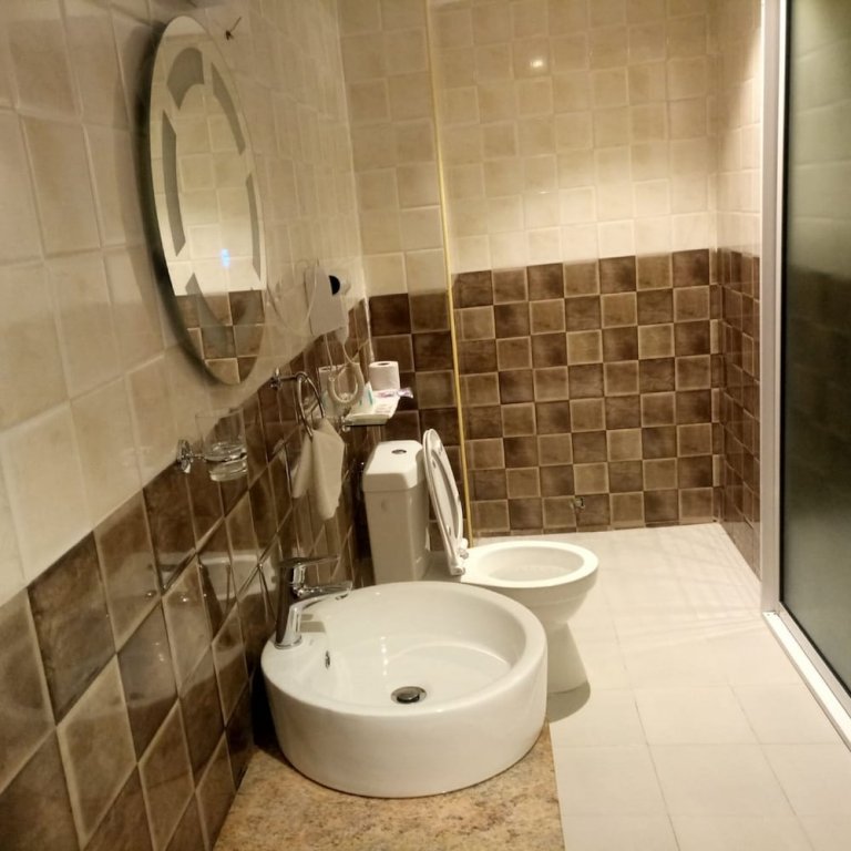hylise hotel