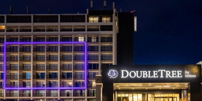 doubletree by hilton calgary north