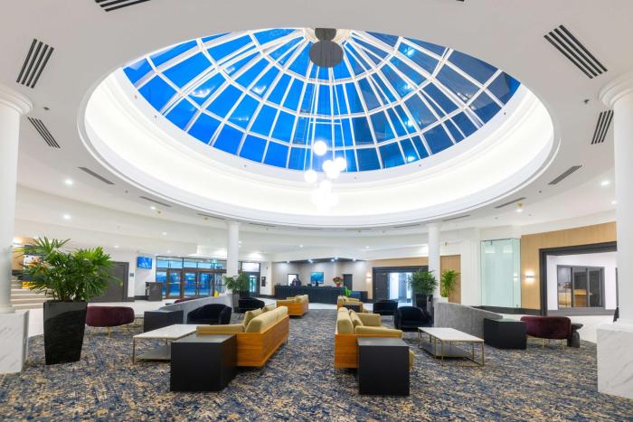 doubletree by hilton calgary north