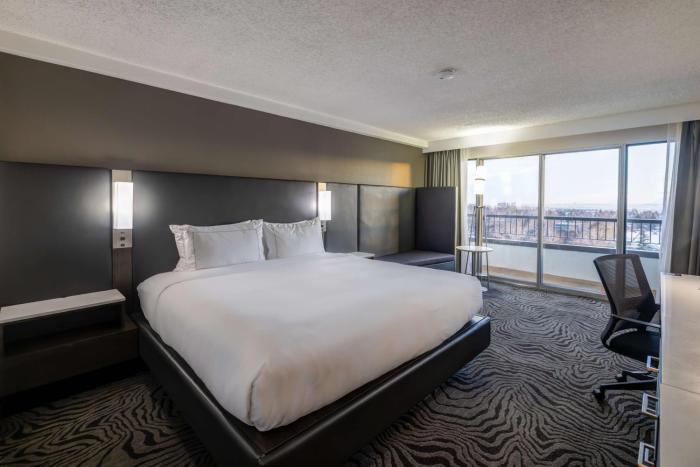 doubletree by hilton calgary north