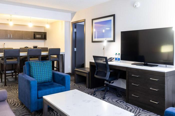 doubletree by hilton calgary north