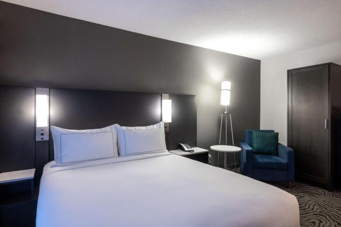 doubletree by hilton calgary north
