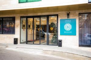 brosse garden hotel