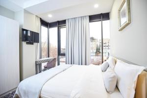 brosse garden hotel