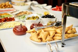 brosse garden hotel