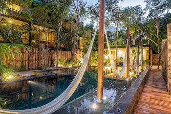amaka calma tulum
