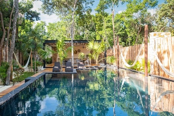 amaka calma tulum