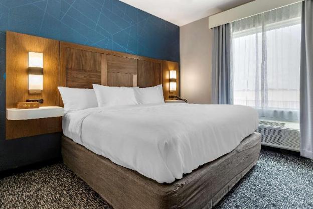 comfort suites greenville airport