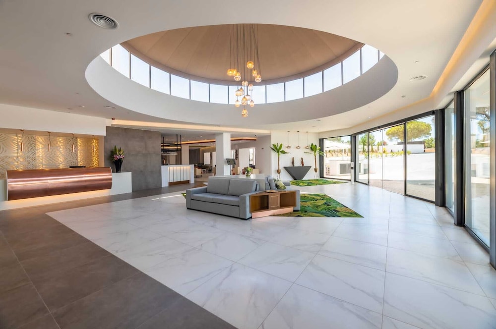 regency salgados hotel and spa