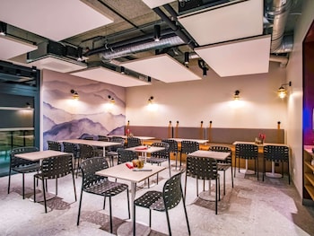 ibis styles albertville